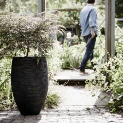 Capi Europe - Vaas Elegant Deluxe Rib NL - 40x60 - Zwart - Voor Binnen En Buiten - KBLR1131 -Tuinverzorgings Winkel 1200x1200 1144