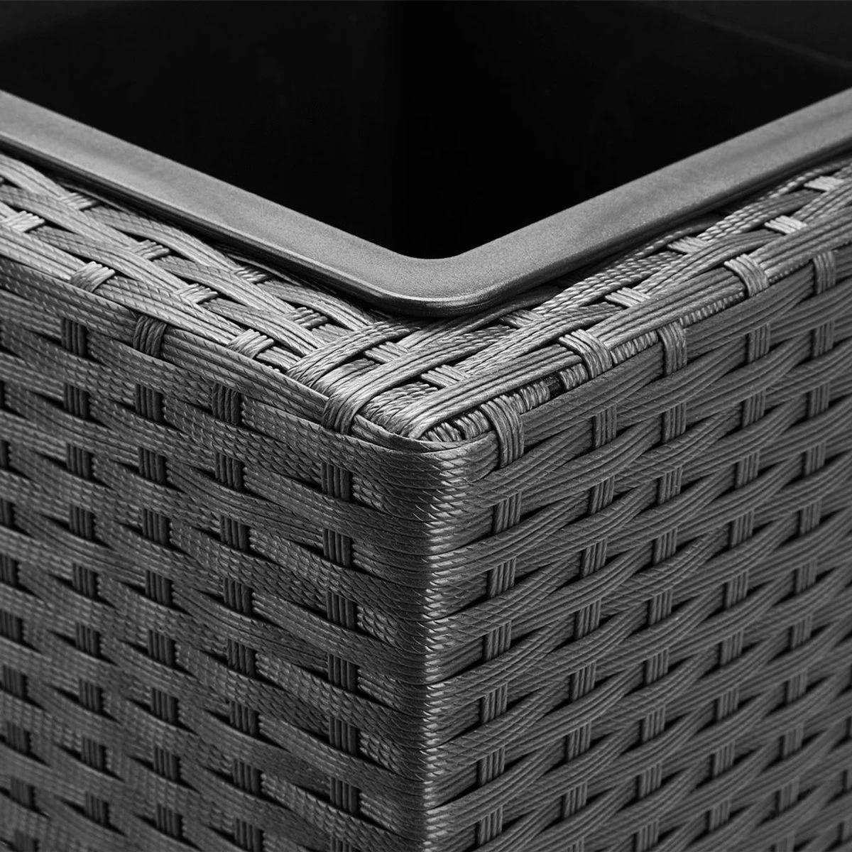 Casaria Staande Plantenbak – Met Waterafvoer 83x30,5x60cm - Zwart 4 Casaria Staande Plantenbak – Met Waterafvoer 83x30,5x60cm - Zwart - Afbeelding 2