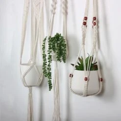 4 Stuks Plantenhangers - Boho Handgeweven Katoen Hangpot Voor Binnen/Buiten - Bloempot Met Kralen - Macramé Touw/Koord Hangplant Houder - Bohemian Wandhanger Decoratie - Verticale Tuin Plant Hanger Bloempothouder Planthanger Wit 13 4 Stuks Plantenhangers - Boho Handgeweven Katoen Hangpot Voor Binnen/Buiten - Bloempot Met Kralen - Macramé Touw/Koord Hangplant Houder - Bohemian Wandhanger Decoratie - Verticale Tuin Plant Hanger Bloempothouder Planthanger Wit -Tuinverzorgings Winkel 1200x1200 948