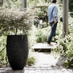 Capi Europe - Vaas Elegant Deluxe Rib NL - 45x72 - Zwart - Voor Binnen En Buiten - KBLR1138 -Tuinverzorgings Winkel 1200x1200 967