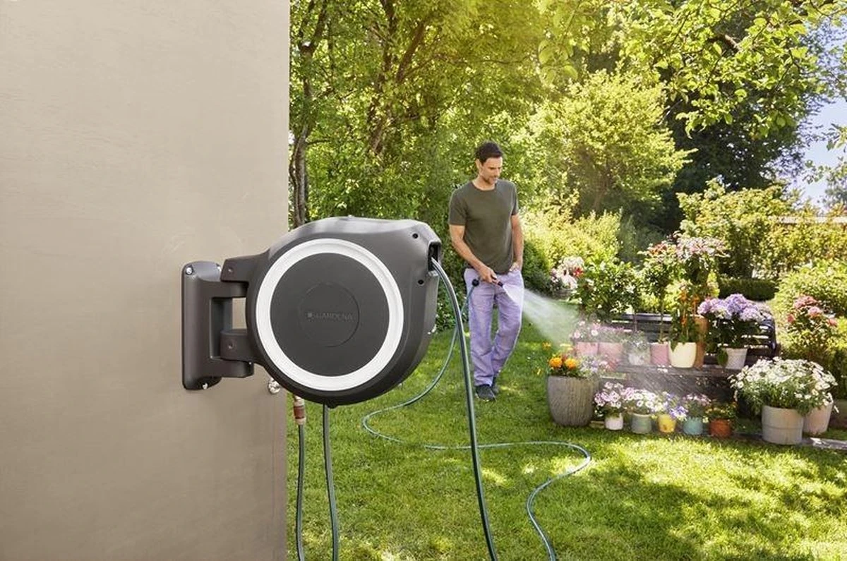 GARDENA - Wandslangenbox RollUp M/L Wit - 25 Meter Slang 6 GARDENA - Wandslangenbox RollUp M/L Wit - 25 Meter Slang - Afbeelding 4