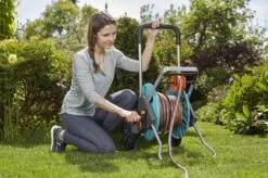 GARDENA - AquaRoll M CleverRoll Easy Slangenwagen - Maximaal 60 Meter - Inklapbare Zwengel -Tuinverzorgings Winkel 1200x799 21