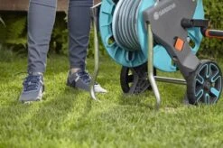 GARDENA - AquaRoll CleverRoll S Set Slangenwagen - Incl. 20 M Slang - Maximaal 40 M Opbergcapaciteit -Tuinverzorgings Winkel 1200x799 41