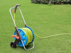 Slangenwagen Met 50 Meter Tuinslang | Eagle Garden | Incl. Spuitkopstuk En Connectors | Geel 8 Slangenwagen Met 50 Meter Tuinslang | Eagle Garden | Incl. Spuitkopstuk En Connectors | Geel -Tuinverzorgings Winkel 1200x900 11