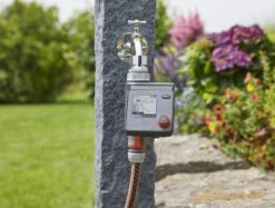 GARDENA - Select Computer Besproeiingscomputer - 3 Besproeiingen Per Dag -Tuinverzorgings Winkel 1200x909 1