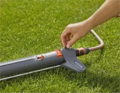 GARDENA - Zwenksproeier AquaZoom S - Tuinsproeier - 9 Tot 150 M² -Tuinverzorgings Winkel 1200x926 1