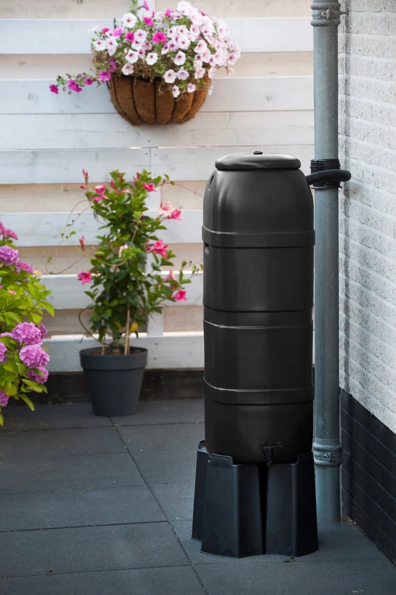 Nature - Slimline - Regenton - 100L - H96 X 32 X 36cm - Zwart 4 Nature - Slimline - Regenton - 100L - H96 X 32 X 36cm - Zwart - Afbeelding 2