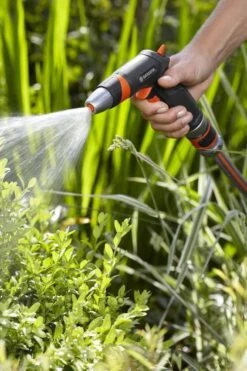 GARDENA - Premium Reinigingssproeier Spuitpistool - Metaal - Voor Reiniging En Bewatering -Tuinverzorgings Winkel 799x1200 10