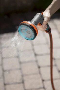 GARDENA - Comfort Broeskop - 5 Straalsoorten - Grijs -Tuinverzorgings Winkel 800x1200 5