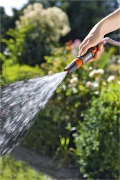 GARDENA Tuinspuit - Spuitpistool 25 GARDENA Tuinspuit - Spuitpistool -Tuinverzorgings Winkel 800x1200 55