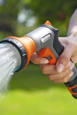 GARDENA Classic Sproeibroes -Tuinverzorgings Winkel 800x1200 58