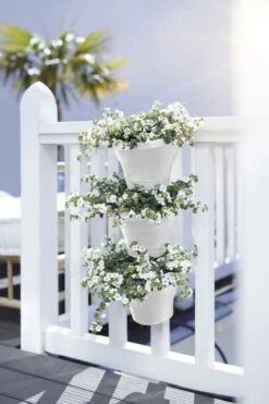 Elho Corsica Vertical Forest 24 - Bloempot Voor Balkonbuiten - Ø 26.7 X H 29.7 Cm - Wit/Wit -Tuinverzorgings Winkel 800x1200 95